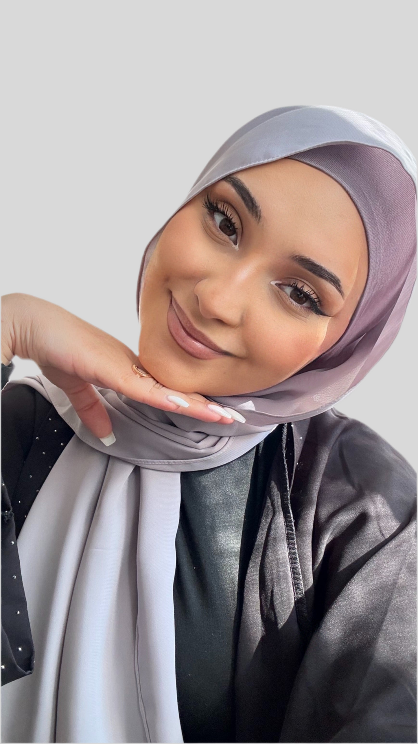 Hijab Express Anti glisse Soie de Médine – Set complet Élégance Premium XL – Concept inédit – Gris Clair