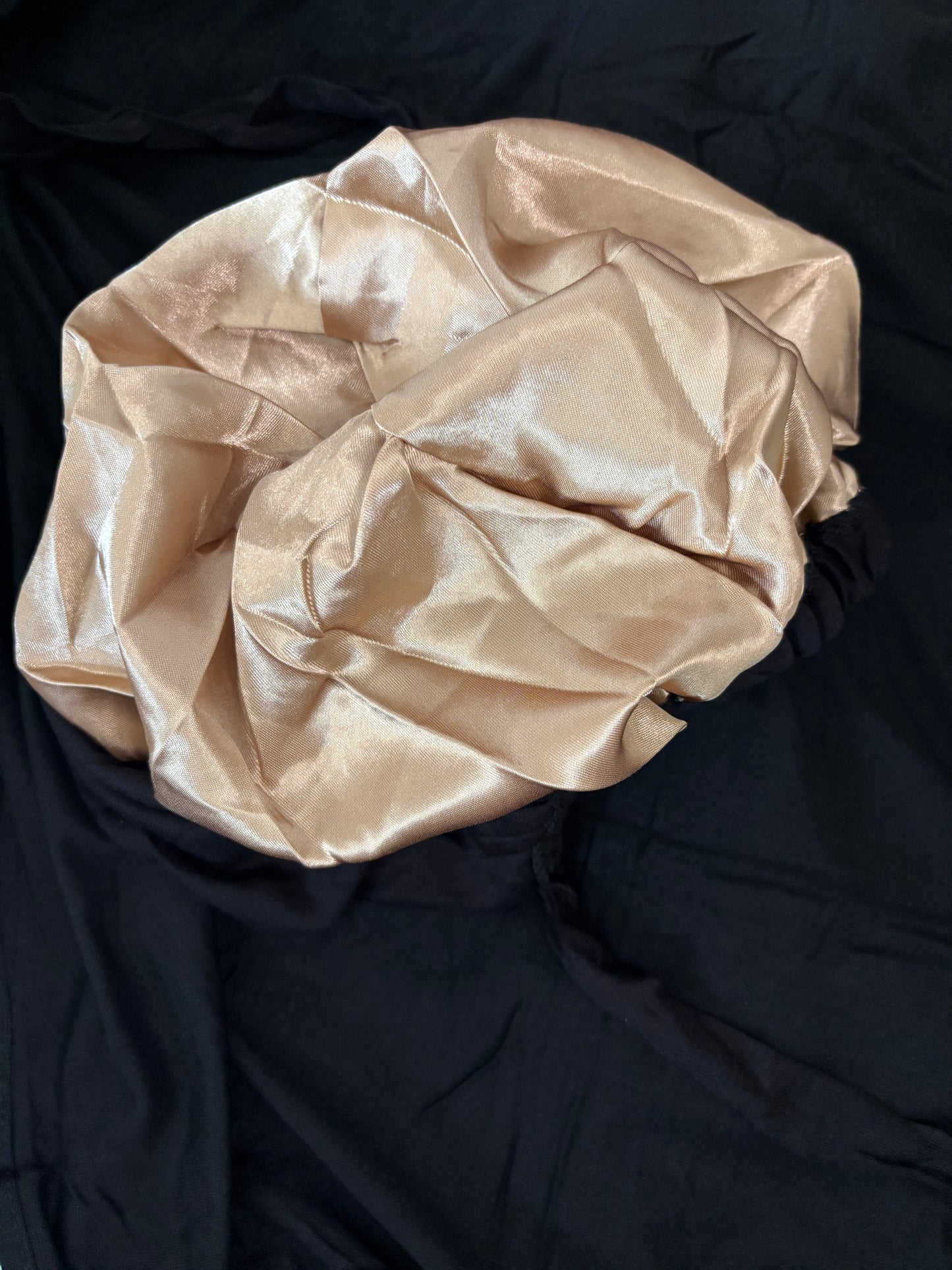 Hijab Express Perfection – Bonnet à Nouer Intérieur Satin + Voile Jersey Coton Modal avec Aimants – Qualité Supérieure XL – Noir