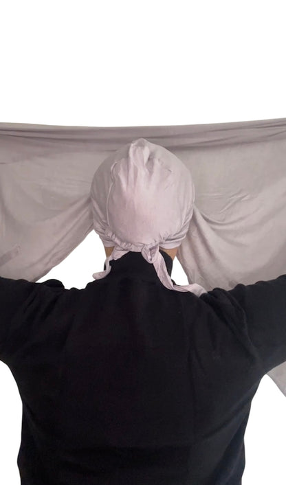 Hijab Express Perfection – Bonnet à Nouer Intérieur Satin + Voile Jersey Coton Modal avec Aimants – Qualité Supérieure XL – Gris Clair