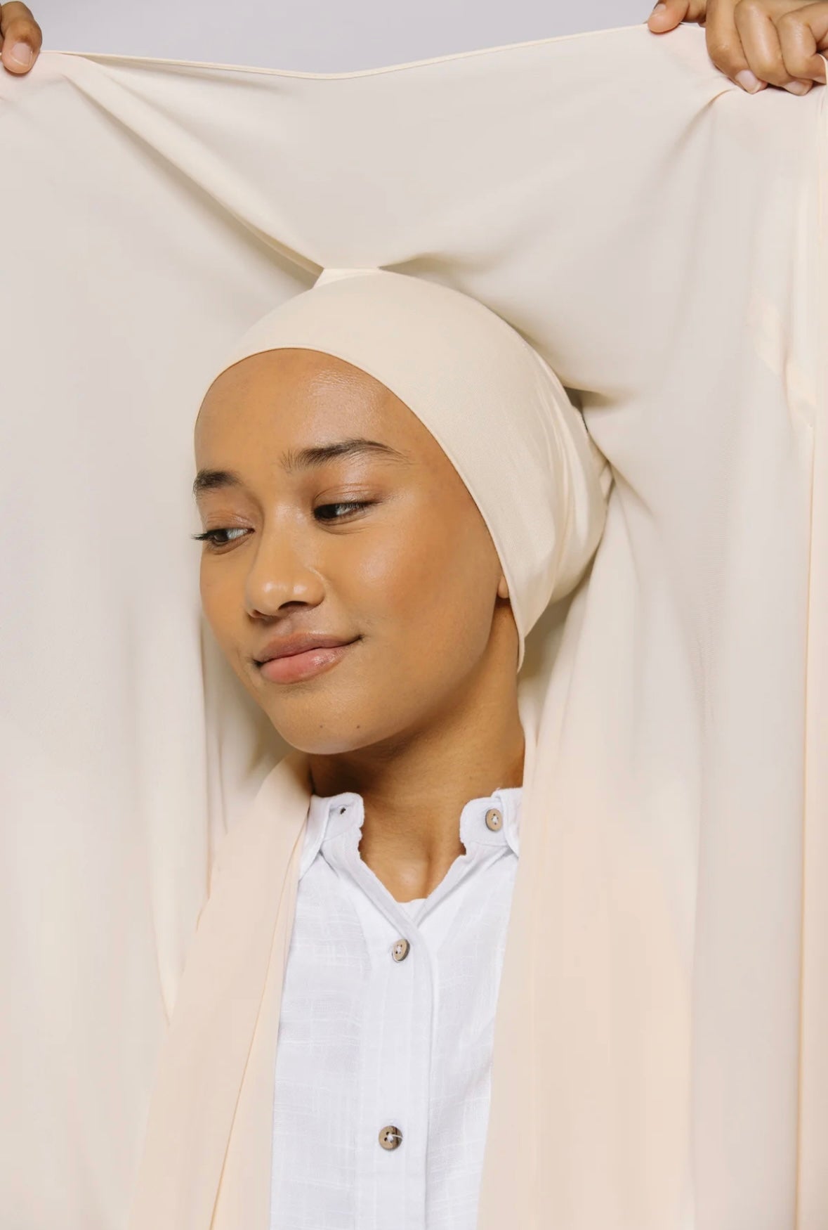 Express Premium Chiffon Hijab mit Magnetverschluss-System und integrierter Haube - Grün